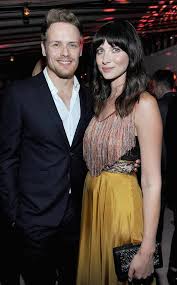 Caitriona Balfe Sam Heughan From Golden Globes 2018 Party Pics The Outlander Co Stars Smiled For A Joint Jamie Fraser Outlander Sam Heughan Outlander Jamie