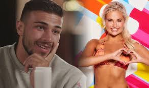 Itv2's hit reality series love island crowned the winners for season 5 of the show on monday night. Love Island 2019 Molly Mae Hague To Couple Up With Tommy Fury From Lucie Donlan Tv Radio Showbiz Tv Express Co Uk