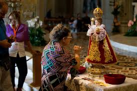 Perché in essa regni la pace. Preghiere A Gesu Bambino Santuario Gesu Bambino Di Praga