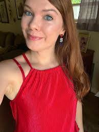 Marie Sarno's Instagram, Twitter & Facebook