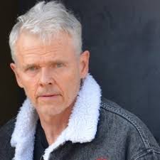 Stream Kit Leonard Dennis music