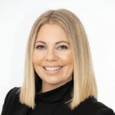 Peggy Rivas's Instagram, Twitter & Facebook