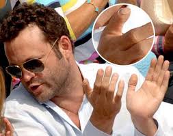 Her stepfather was music journalist/promoter jerrold wexler. 10 Stars With Bizarre Body Parts