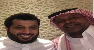 ما قصرت مع الجميع العويران يعلق على مفاجأة تركي آل الشيخ له