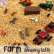Farm Themed Art Fine Motor Sensory Activities Pocket Of Preschool Farm Preschool Farm Sensory Bin Farm Theme Preschool