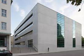 Neue Architekturfakultat Der Hft In Stuttgart Licht Kultur Bildung Baunetz Wissen At the hft stuttgart we specialise in teaching practical skills in small groups.