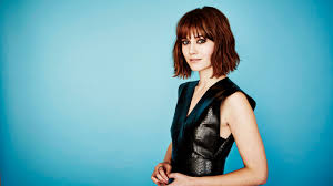 Mary elizabeth winstead is an actress known for her versatile work in a variety of film and television projects. Mary Elizabeth Winstead On Prince Hbo And The Two Things She Can T L Architectural Digest