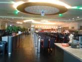 Guō (en mandarín), wok (en cantonés)] es una especie de sartén empleada en el extremo oriente y el sureste asiático. Wok158 Restaurante Cuatro Cocinas Granollers Aiyellow