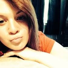 Gina Naylor's Instagram, Twitter & Facebook