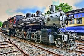 Train Steam 385 Fully Restored By Paul Ward Train Train Pictures Black And White