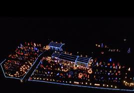 Central Pa Couple S Massive Christmas Light Display Dazzles Visitors Pennlive Com