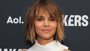 Halle maria berry is an american actress. Halle Berry Is Stunning In Her First Instagram Post Self