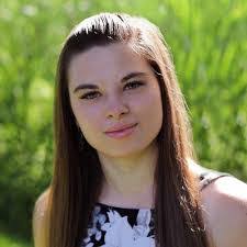 Paige Sweeney's Instagram, Twitter & Facebook