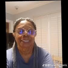 Paulette Geiger's Instagram, Twitter & Facebook