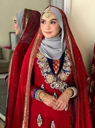 Pusat grosir baju online termurah bandung free ongkir sesuai ketentuan shopee barang ready stok (bukan po) pengiriman sangat cepat (terbukti di statistik shopee) banyak pilihan ekspedisi menerima reseller & dropship (bisa resi otomatis by. Zindagi Pyar Dene Aur Pyar Lene Ka Baju Bollywood Bella Facebook