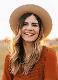 Juana Parker's Instagram, Twitter & Facebook