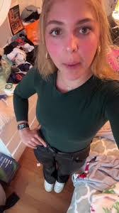 Natalie Zook's Instagram, Twitter & Facebook