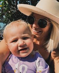 Jodie Frost's Instagram, Twitter & Facebook