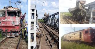 More images for accident feroviar » Galerie Foto De La Accidentul Feroviar De La CÄƒiuÈ›i Locomotiva È™i Un Vagon Au SÄƒrit De Pe È™ine Unu Pe Trotus