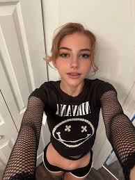 Her sensual sex tape delivers fantastic business without limits