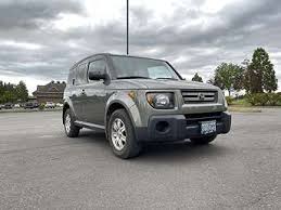 The element is honda's crossover sport utility vehicle with a difference, designed to appeal to an active crowd. Used Honda Element For Sale Near Me With Photos Carfax