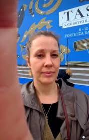 Nadine Horn's Instagram, Twitter & Facebook