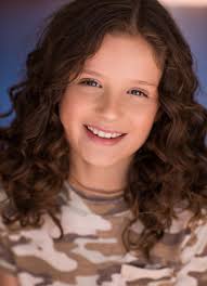 Chicken Girls" Save the Arcade (TV Episode 2018)