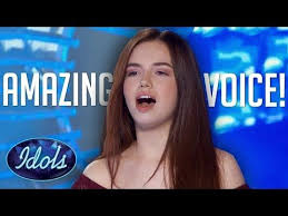 15 Year Old Singer Mara Justine Blows The Roof Off The American Idol Audition Room Idols Global Youtube American Idol Old Singers Singer