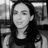 Sara Apel's Instagram, Twitter & Facebook