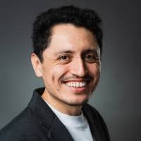 Esra Polat Email & Phone Number