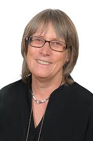 Southville Primary School head teacher Sandie Smith retires