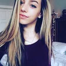 We talk about the expectations they have in girls there age. Tumblr Blonde Hair Girl Blonde Hair Inspiration Brown Blonde Hair