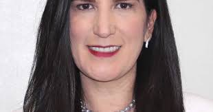 Kenia López Rabadán