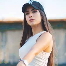 pin on pink wallpaper iphone