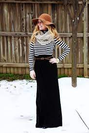 Love The Outfit Hat Is A Bit Much For Me For Winter Replace That With A Cute Black Knitted Hat Tilted To The Side And I M S Style Fashion Long Skirt