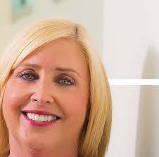 Ellen Leggett's Instagram, Twitter & Facebook