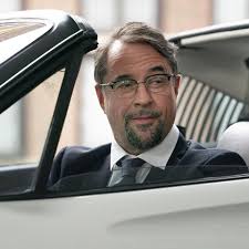 Tatort" Münster: Der Verschwörungsquark wird zum lukrativen Geschäft