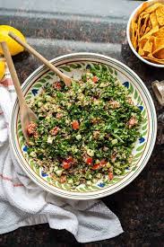 Love Lebanese Dishes Make This Kale Quinoa Tabbouleh Salad I Take The Well Loved Tabbouleh From A Tasty Appetizer To A Well Rounded Meal There Are So Many F