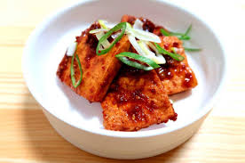 Dubu Jorim Is A Popular Korean Banchan In Short It Is Tofu That Is Pan Fried And Reduced In A Spicy Braising Sauc Tofu Soy Recipes Vegetarian Recipes Healthy