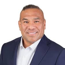 Met Eric Nicksick at Dragon's Lair Gym today—super nice and down-to-earth!  For those who don't know, he's coached four UFC champions: Francis Ngannou,  Aljamain Sterling, Sean Strickland, and Miesha Tate. Solid guy!👊🏽