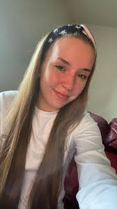 Hi everybody! I'm new here! I used to do make up when I worked but now I'm  a SAHM so not so often. I'm looking to reduce or eliminate acne scars, I