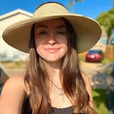 Natalie Mccants's Instagram, Twitter & Facebook