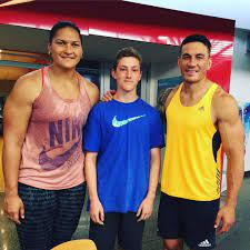 Valerie is related to brandi putman and carmella a putman as well as 3 additional people. Nz Shot Put Gold Medallist Valerie Adams Making Sbw Look Small Imgur