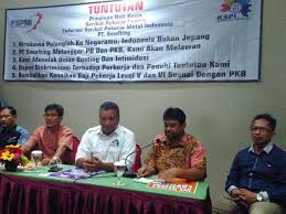 Info gaji berasal dari 426 poin data yang . Protes Soal Gaji 309 Pekerja Smelting Gresik Justru Kena Phk Bisnis Liputan6 Com