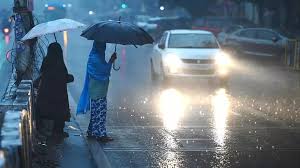 दिल्ली-एनसीआर समेत उत्तर भारत में कड़ाके की ठंड और कोहरे का प्रकोप, IMD ने  जारी की चेतावनी | मौसम