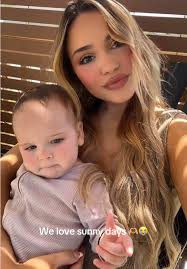 ALEXIA HOPE MOSS WOODS (@alexiamwoods)’s videos with sonido original