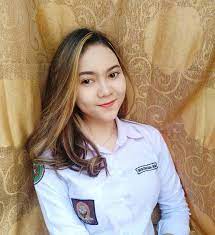 Engkau Masih Anak Sekolah Satu Sma Belum Tepat Waktu Tuk Begitu Begini Anak Sekolah Datang Kembali Dua Atau Tiga Tahun L Gadis Cantik Asia Gadis Gadis Cantik