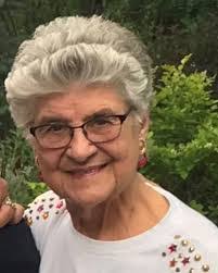 Dora Schell's Instagram, Twitter & Facebook