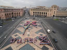 Многие жители армении называют период с 8 марта по 7 апреля в своей стране женским месячником. Prazdniki V Armenii