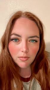 Jennifer Lynde's Instagram, Twitter & Facebook